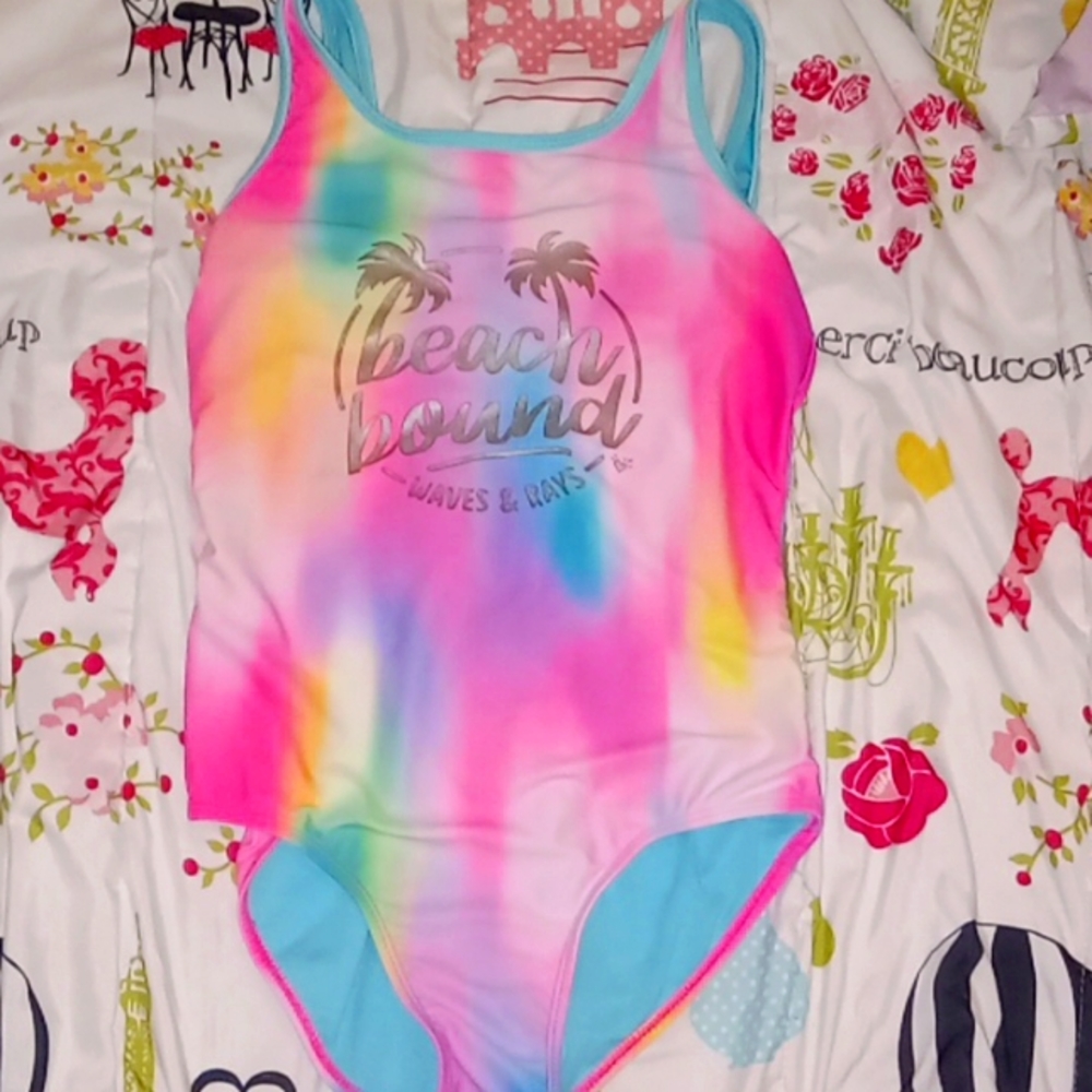 1 piece swimsuit